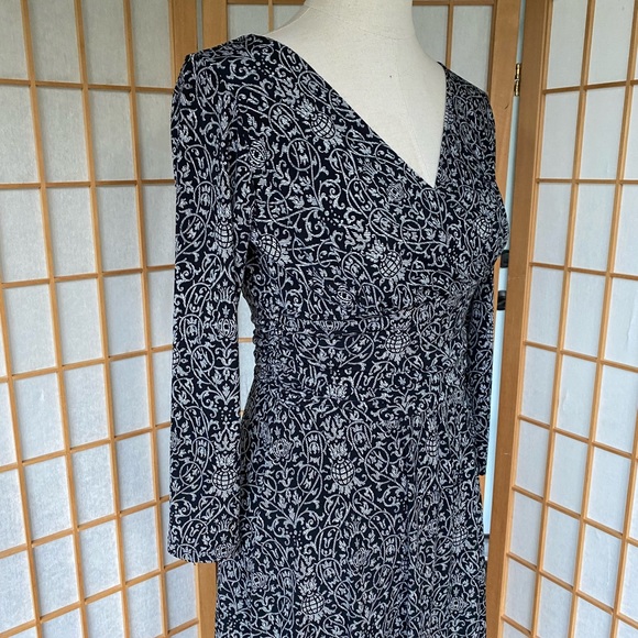Maggy London Black Print Dress SZ 10 - Picture 5 of 13
